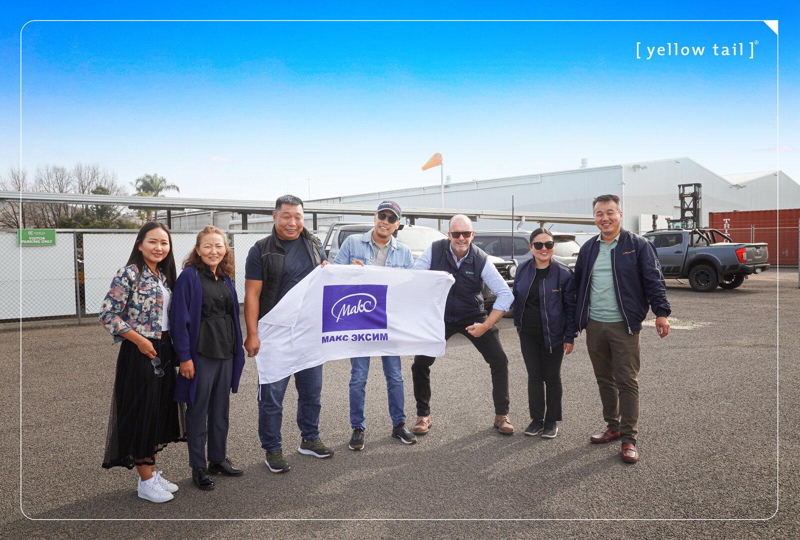 "Өнгөлөг аялъя-2" хөтөлбөрийн ялагчдаа Австрали улсаар аялууллаа.